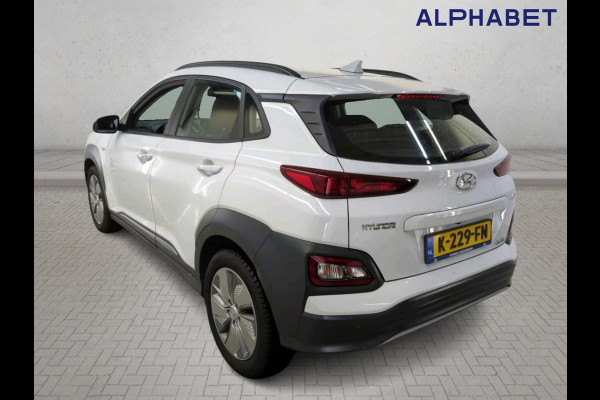 Hyundai Kona EV Comfort 64 kWh Airco Navi Carplay PDC VA+ Camera Full LED Cruise Control Lane Assist Digital Dashboard
