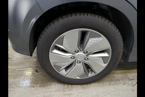 Hyundai Kona EV Comfort 64 kWh Airco Navi Carplay PDC VA+ Camera Full LED Cruise Control Lane Assist Digital Dashboard