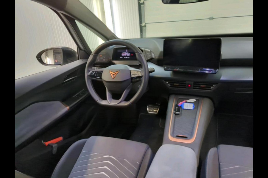 CUPRA Born Business 62 kWh Airco ECC Navi Carplay Adaptive Cruise Control PDC VA + Camera Full LED 18" LM Velgen