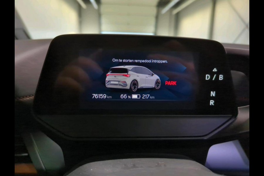 CUPRA Born Business 62 kWh Airco ECC Navi Carplay Adaptive Cruise Control PDC VA + Camera Full LED 18" LM Velgen