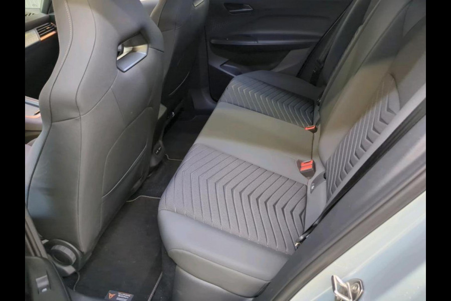 CUPRA Born Business 62 kWh Airco ECC Navi Carplay Adaptive Cruise Control PDC VA + Camera Full LED 18" LM Velgen