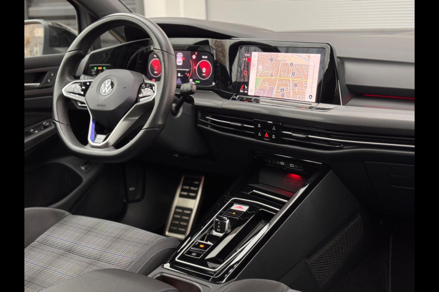 Volkswagen Golf 1.4 eHybrid GTE Pano/Matrix/HuD/Trekhaak
