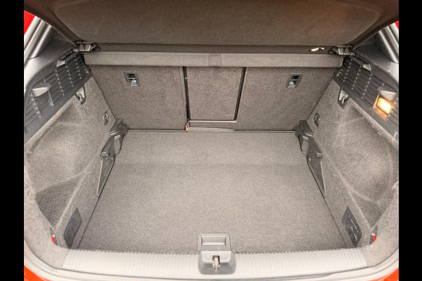 Audi Q2 35 TFSI Sport S-tronic 19'' Leder Camera Cruise Keyless