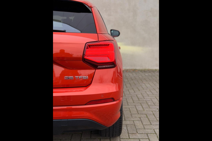 Audi Q2 35 TFSI Sport S-tronic 19'' Leder Camera Cruise Keyless