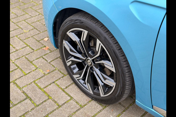 Renault Clio 1.3 TCe Intens 17'' LED Leder CarPlay Camera Keyless