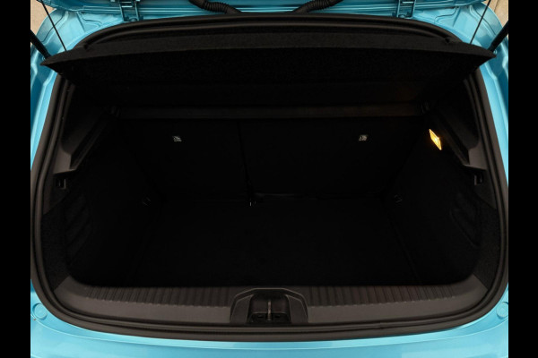 Renault Clio 1.3 TCe Intens 17'' LED Leder CarPlay Camera Keyless