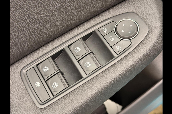 Renault Clio 1.3 TCe Intens 17'' LED Leder CarPlay Camera Keyless