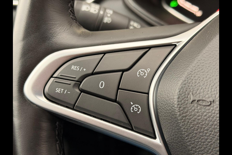 Renault Clio 1.3 TCe Intens 17'' LED Leder CarPlay Camera Keyless