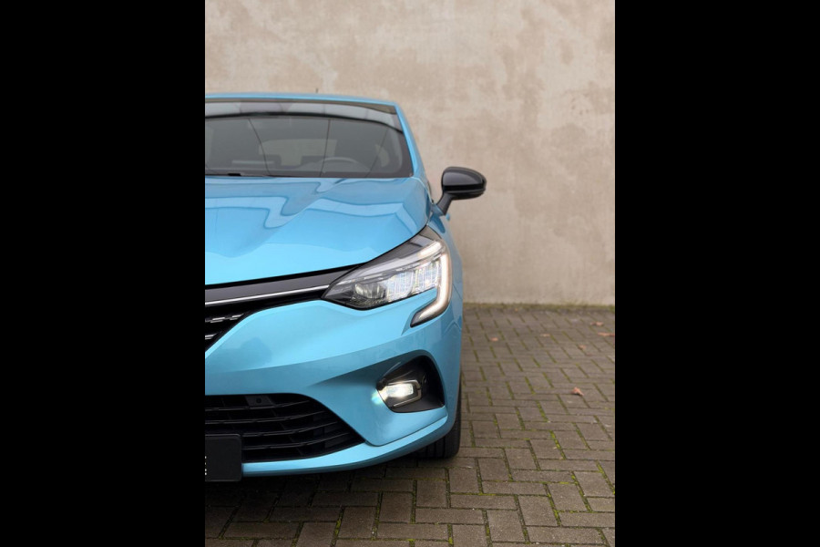 Renault Clio 1.3 TCe Intens 17'' LED Leder CarPlay Camera Keyless