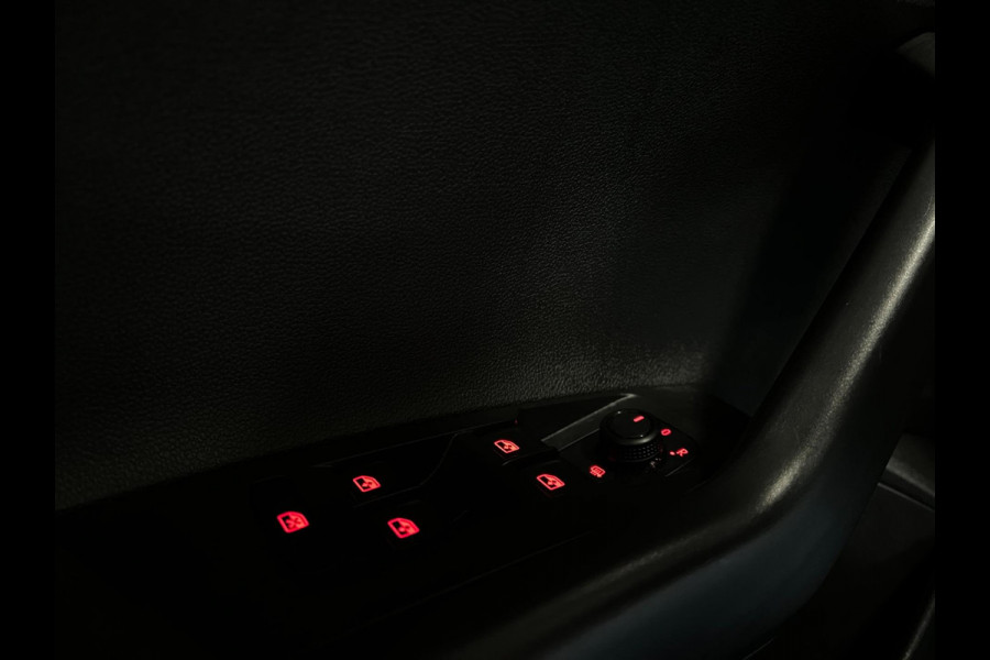 Volkswagen Polo 1.0 TSI Stoelverwarm. | PDC | Carplay| 95PK|