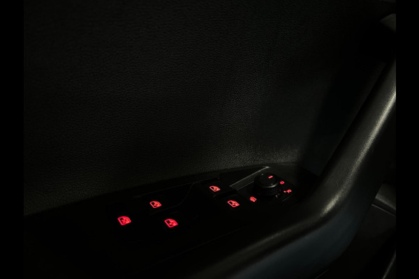 Volkswagen Polo 1.0 TSI Stoelverwarm. | PDC | Carplay| 95PK|