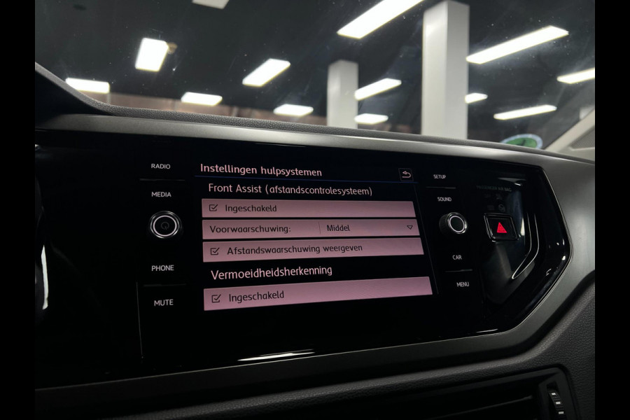 Volkswagen Polo 1.0 Comfortline | Clima | Stoelverwa.| PDC |