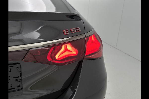 Mercedes-Benz E-Klasse AMG 53 4MATIC+ Night Edition | Premium Plus pakket | AMG DYNAMIC PLUS pakket | Rijassistentiepakket Plus | Achterassturing | 21 inch AMG velgen | Digital Light | Winterpakket | 360° camera | Burmester® 4D sound system | Head-up display | Stoelventilatie voor |