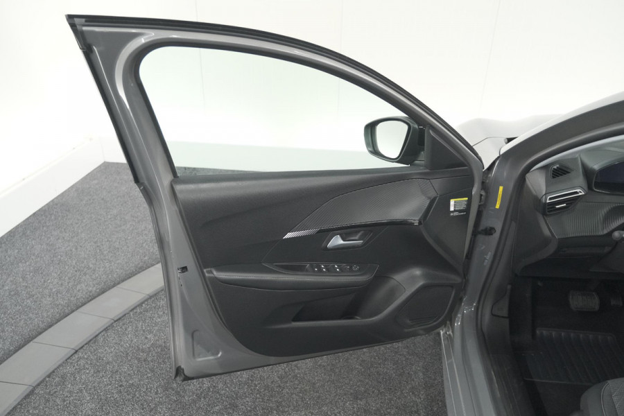 Peugeot 208 Hybrid 110 e-DCS6 Allure | Stoelverwarming | Apple Carplay | Parkeersensoren