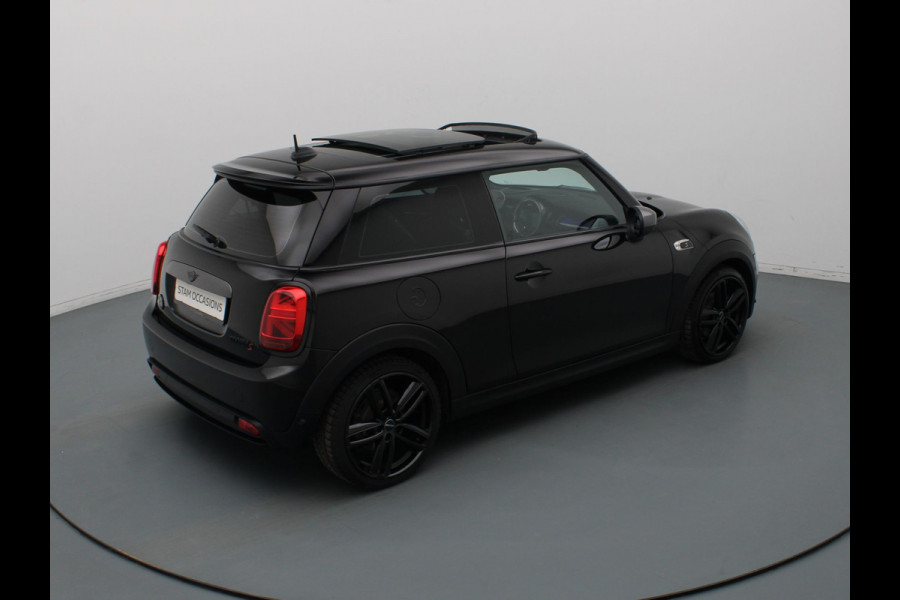 MINI Mini Electric 184pk Yours 33 kWh Cruise | Climate | Parkeersens. v+a | Stoelverw.