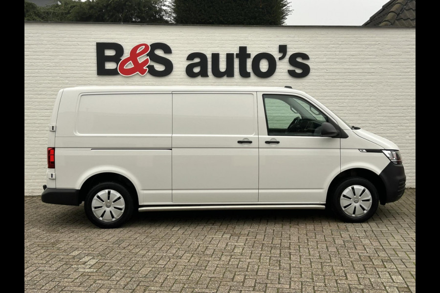 Volkswagen Transporter 2.0 TDI L2H1 28 Automaat Carplay Cruise PDC V+A DAB Airco Trekhaak
