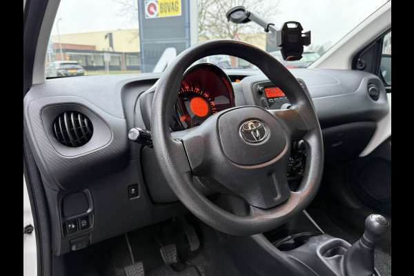 Toyota Aygo BWJ 2017 | 1.0 VVT-i 70PK x-now | AIRCO | CRUISE | ELEK RAMEN | STUURBEKR |