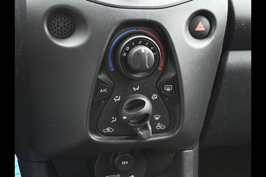 Toyota Aygo BWJ 2017 | 1.0 VVT-i 70PK x-now | AIRCO | CRUISE | ELEK RAMEN | STUURBEKR |