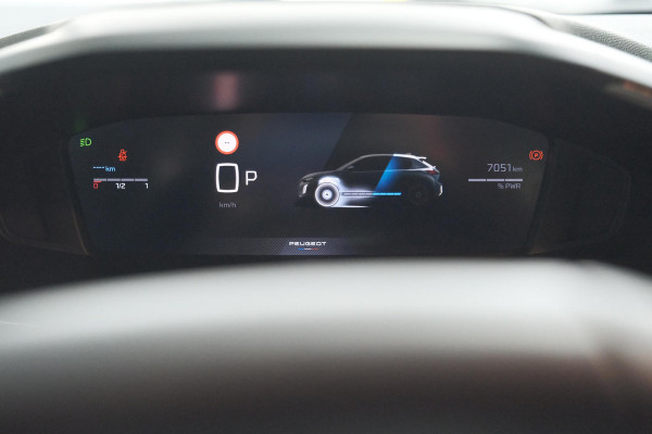 Peugeot 208 Hybrid 110 e-DCS6 Allure | Stoelverwarming | Apple Carplay | Parkeersensoren