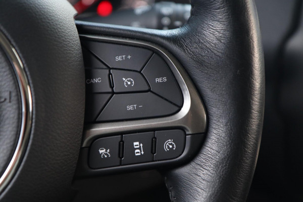 Jeep Renegade 1.3T Limited / LED / KEYLESS / CAMERA / CARPLAY / STUUR+STOELVERW