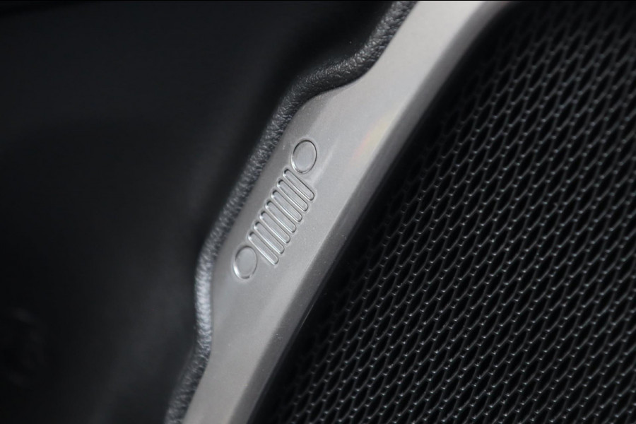 Jeep Renegade 1.3T Limited / LED / KEYLESS / CAMERA / CARPLAY / STUUR+STOELVERW