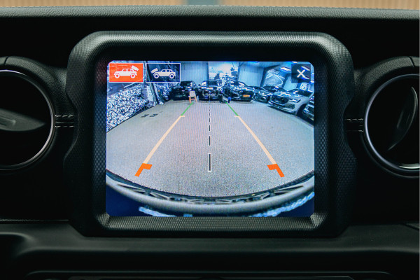 Jeep Wrangler 2.0T Sahara | Corse Edition Custom Made | Hybride | Stuur- en Stoelverwarming | Achteruitrijcamera |