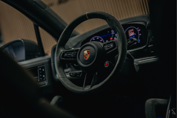 Porsche Cayenne Coupé 4.0 Turbo E-Hybrid GT Full options !!! Techart voor bumper, full ppf, carbonpakket, Full couleur. etc etc