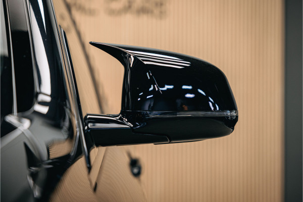 BMW X5 xDrive50e | Volledig M uitgevoerd| Head-up | Verwarmde en verkoelde bekerhouders | Pano |