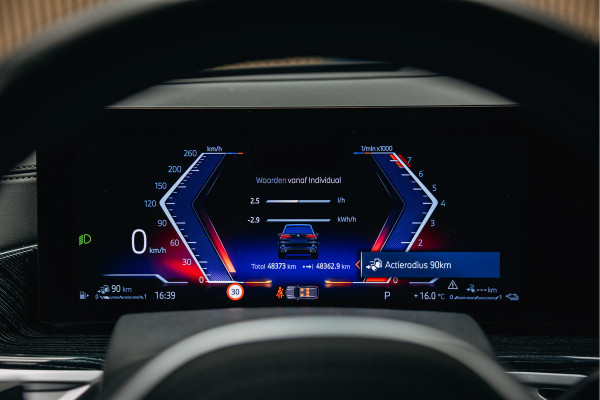 BMW X5 xDrive50e | Volledig M uitgevoerd| Head-up | Verwarmde en verkoelde bekerhouders | Pano |