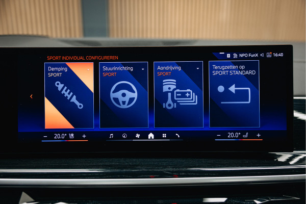 BMW X5 xDrive50e | Volledig M uitgevoerd| Head-up | Verwarmde en verkoelde bekerhouders | Pano |