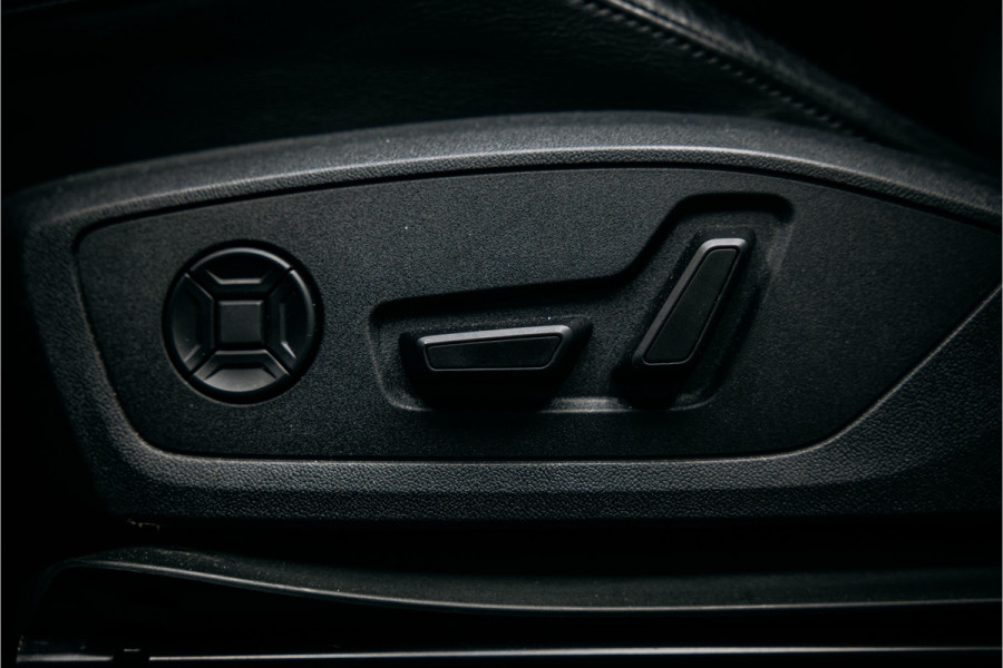 Audi RSQ3 TFSI | Carbon | Elek. stoelen | Camera | stoel verwarming |