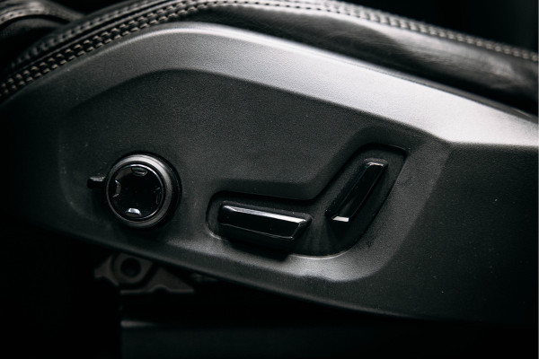 Volvo XC90 2.0 T8 Twin Engine AWD Inscription | 7 Zitter | Lederen stoelen met verwarming en geheugen | Trekhaak |