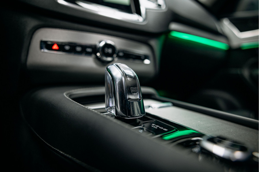 Volvo XC90 2.0 T8 Twin Engine AWD Inscription | 7 Zitter | Lederen stoelen met verwarming en geheugen | Trekhaak |