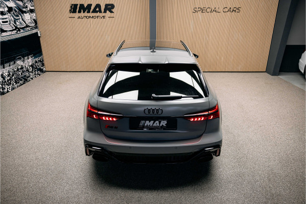 Audi RS6 Avant RS 6 TFSI quattro | Beton grijs matte | 23 inch Vossen HF7 | Keramisch | Pano |