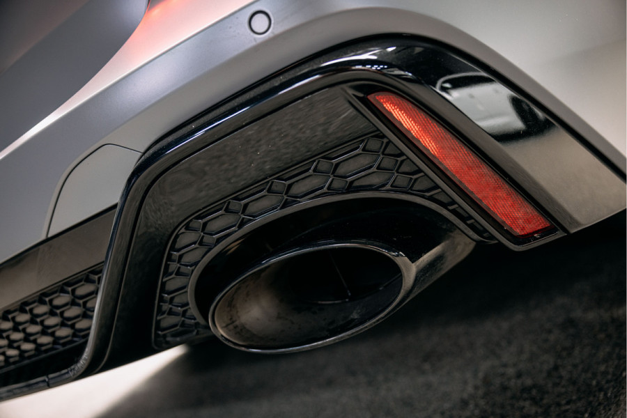 Audi RS6 Avant RS 6 TFSI quattro | Beton grijs matte | 23 inch Vossen HF7 | Keramisch | Pano |