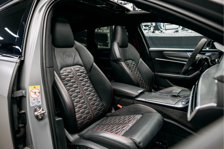 Audi RS6 Avant RS 6 TFSI quattro | Beton grijs matte | 23 inch Vossen HF7 | Keramisch | Pano |