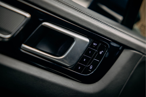 Porsche Cayenne 2.9 S | Sport Chrono | Luchtvering | Bose | Sportstoelen | Stoelverwarming en verkoeling |