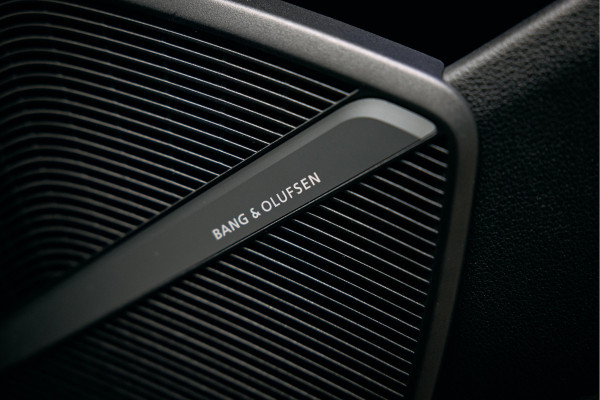 Audi Q5 55 TFSI e quattro Competition | Daytona Grey | Pano | B/O | Stoelverwarming |