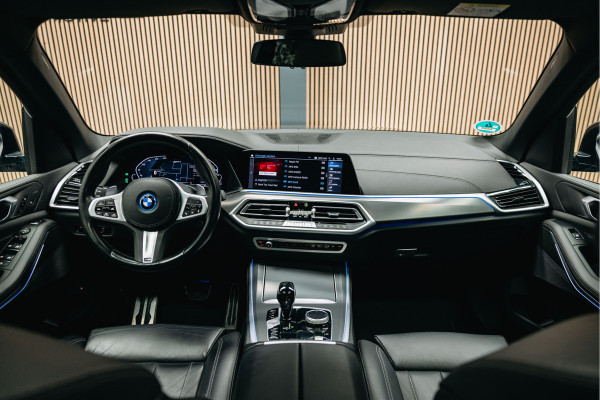 BMW X5 xDrive45e High Executive | M-sport | Luchtvering | Pano | Head-Up | Trekhaak | 360 camera |