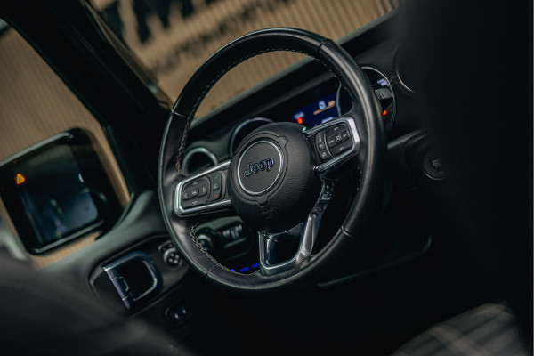 Jeep Wrangler Unlimited 4xe 380 Rubicon Dikke Custom Made Jeep Wrangler, Cabrio top elektrische bedienbaar.