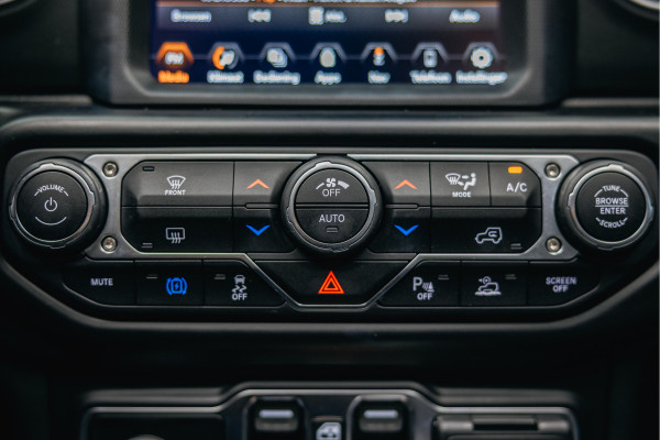 Jeep Wrangler Unlimited 4xe 380 Rubicon Dikke Custom Made Jeep Wrangler, Cabrio top elektrische bedienbaar.