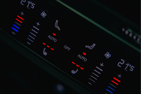 Audi RSQ8 4.0 TFSI RSQ8 quattro | ABT-R | 1 of 125 | Keramisch | Full Carbon | Verwarmde en verkoelde sportstoelen | B/O |