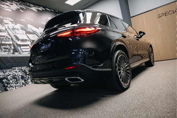 Mercedes-Benz GLC 300e 4MATIC AMG Line | Pano | Stoelverwarming | 360 camera | AMG Look |