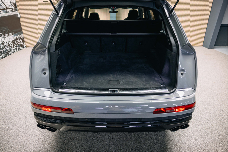 Audi Q7 55 TFSI quattro Pro Line S | Nardo | RS zetels | carbon inleg | Pano | B/O | Head-Up |