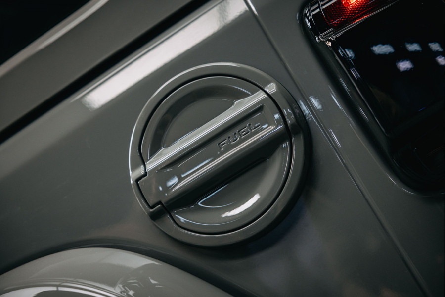 Jeep Wrangler Unlimited 4xe 380 Sahara | Corse Edition Custom made | Unieke kleur | Hybride |