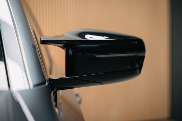 BMW 5 Serie 540i High Executive Edition | Pano | Head-Up | M-Sportpakket | Dealer Onderhouden |