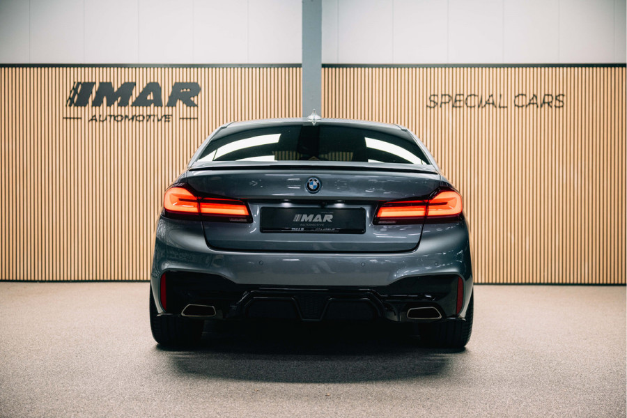 BMW 5 Serie 540i High Executive Edition | Pano | Head-Up | M-Sportpakket | Dealer Onderhouden |
