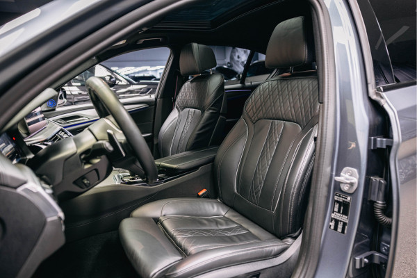 BMW 5 Serie 540i High Executive Edition | Pano | Head-Up | M-Sportpakket | Dealer Onderhouden |