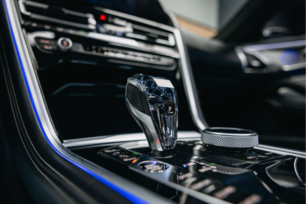 BMW 8 Serie M850i xDrive High Executive | Cabrio | Head-Up | 360 Camera | Bowers & Wilkins | Stuurverwarming |