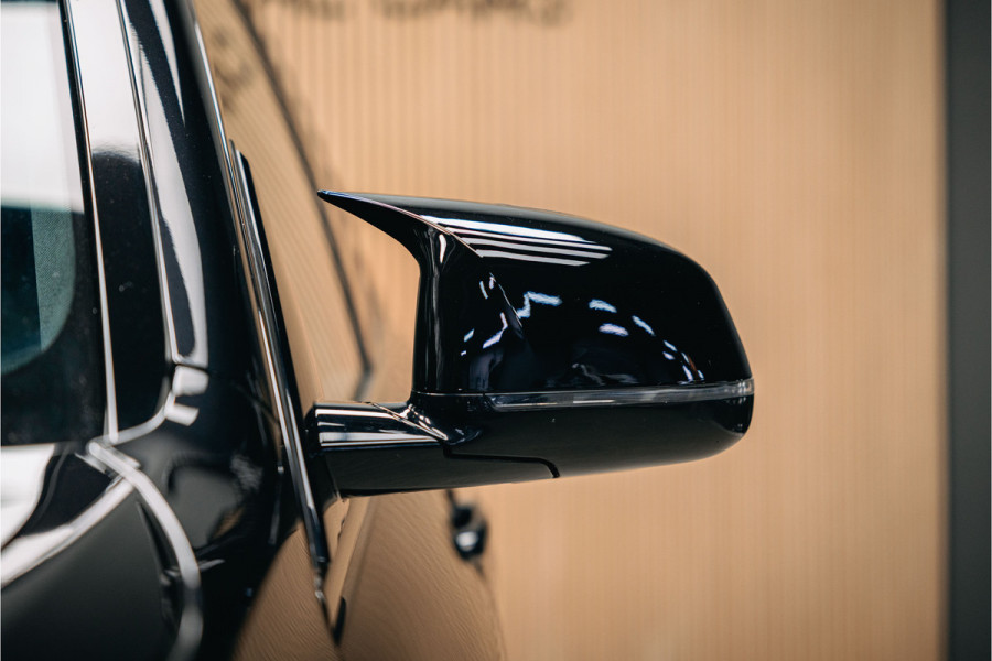 BMW X5 xDrive45e High Executive | Pano | Trekhaak | Luchtvering  | Stoelverwarming |